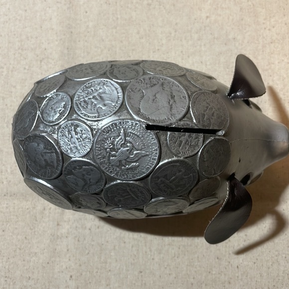 Plastic coin Piggy Bank - Picture 3 of 8